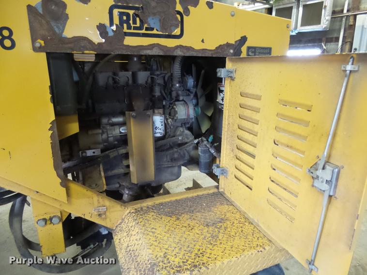 image for item AL9026 2001 Rosco RB-48 broom