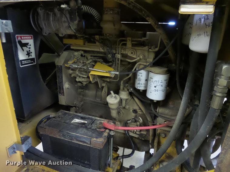 image for item AL9026 2001 Rosco RB-48 broom