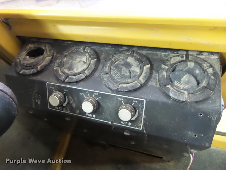 image for item AL9026 2001 Rosco RB-48 broom