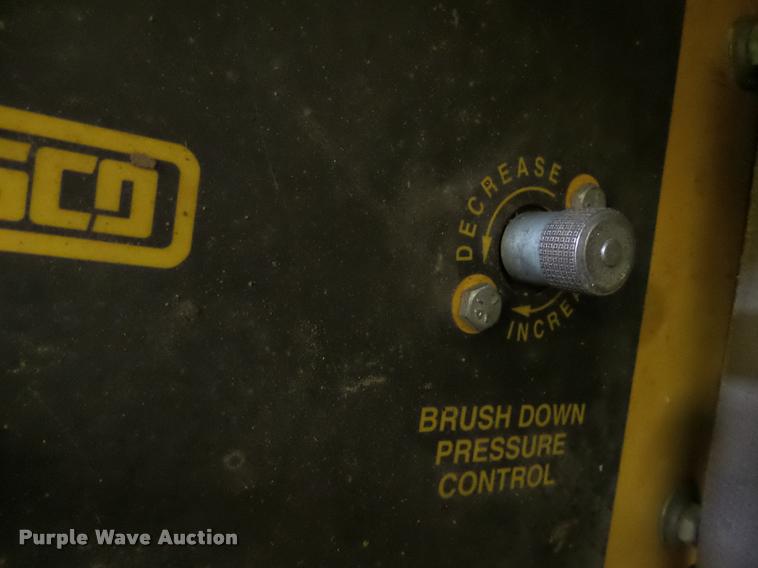 image for item AL9026 2001 Rosco RB-48 broom