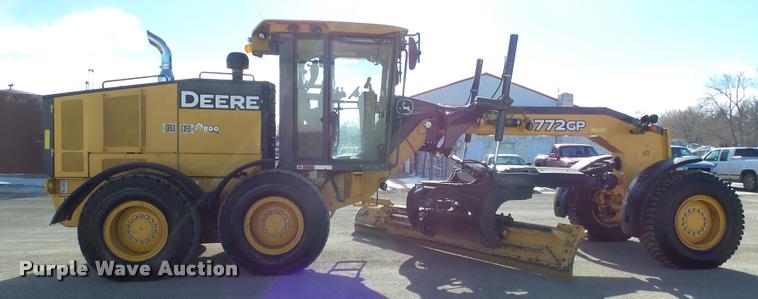 image for item AL9027 2012 John Deere 772GP motor grader