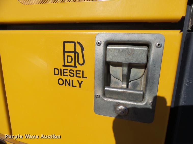 image for item AL9027 2012 John Deere 772GP motor grader