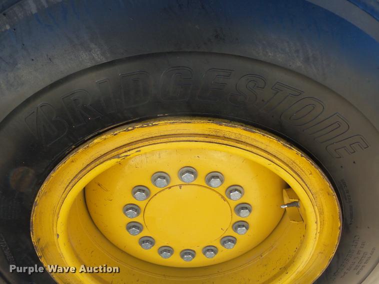 image for item AL9027 2012 John Deere 772GP motor grader