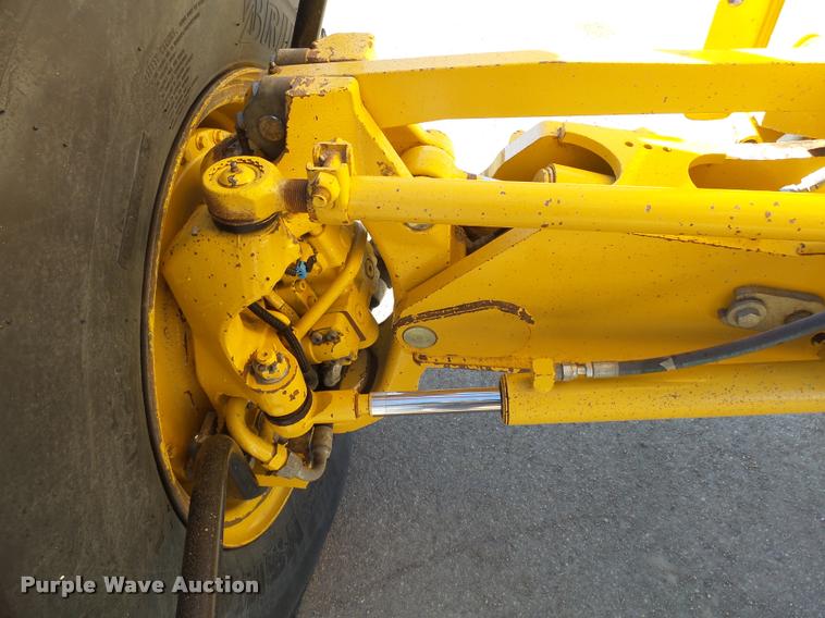 image for item AL9027 2012 John Deere 772GP motor grader