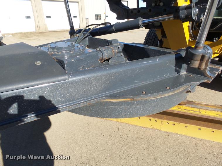 image for item AL9027 2012 John Deere 772GP motor grader