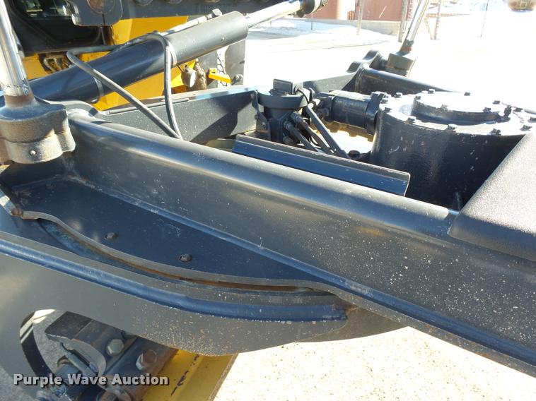 image for item AL9027 2012 John Deere 772GP motor grader