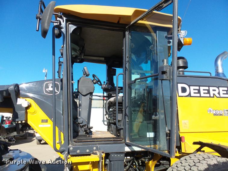 image for item AL9027 2012 John Deere 772GP motor grader