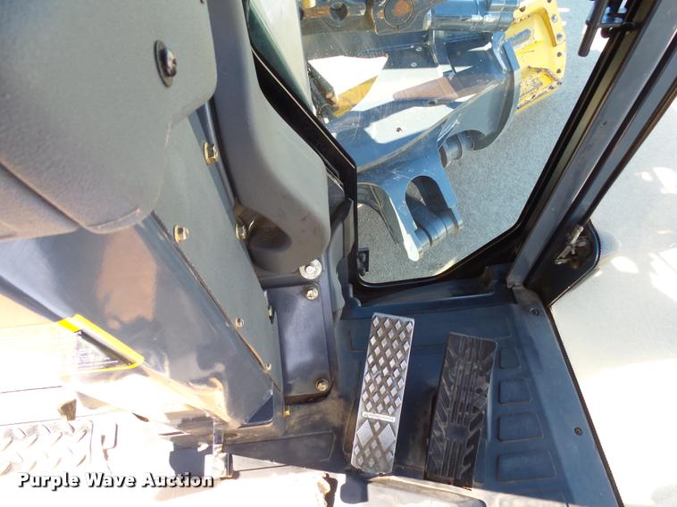 image for item AL9027 2012 John Deere 772GP motor grader