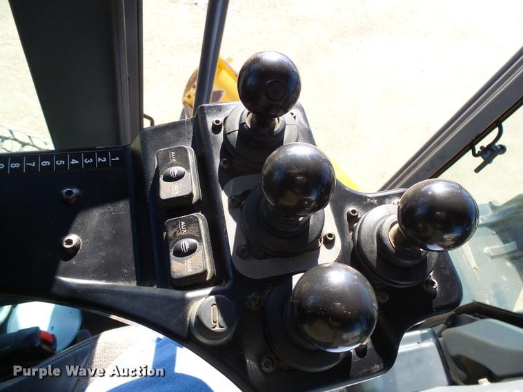 image for item AL9027 2012 John Deere 772GP motor grader