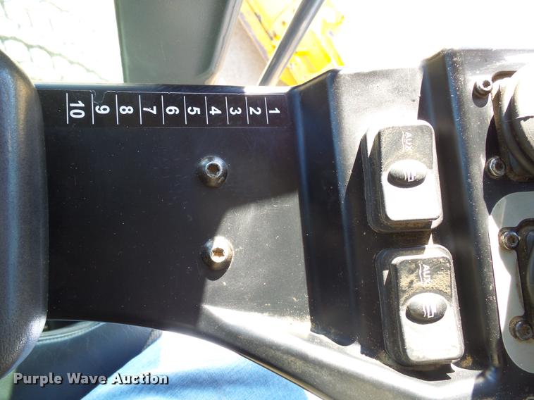 image for item AL9027 2012 John Deere 772GP motor grader