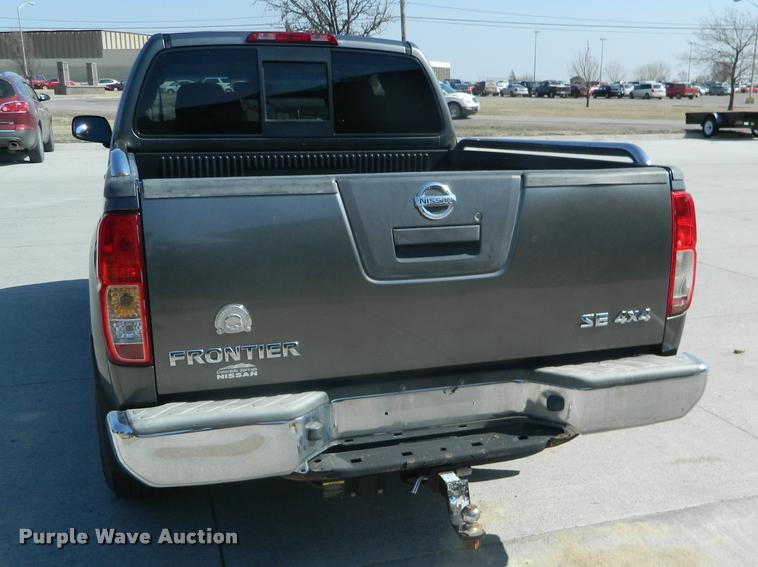 image for item BK9277 2007 Nissan Frontier King Cab pickup truck