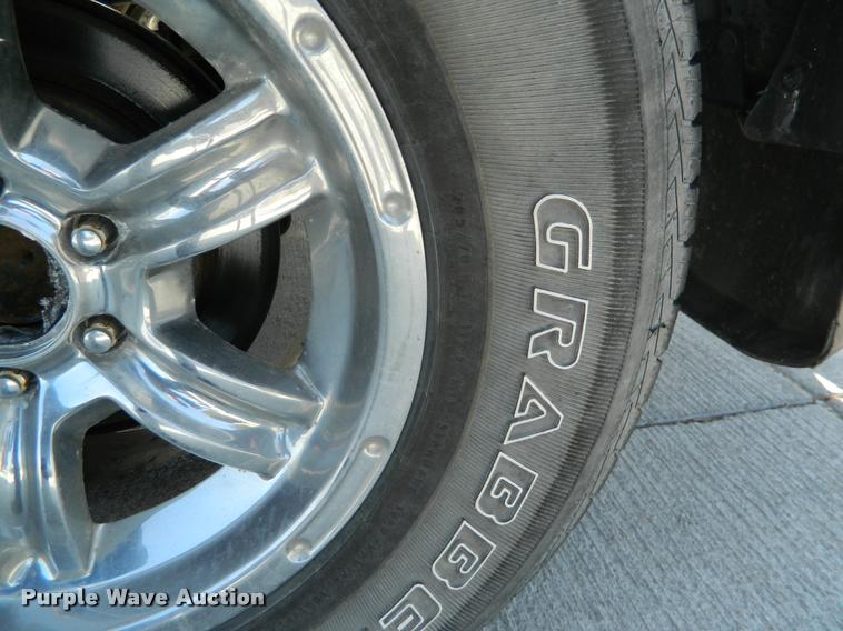 image for item BK9277 2007 Nissan Frontier King Cab pickup truck