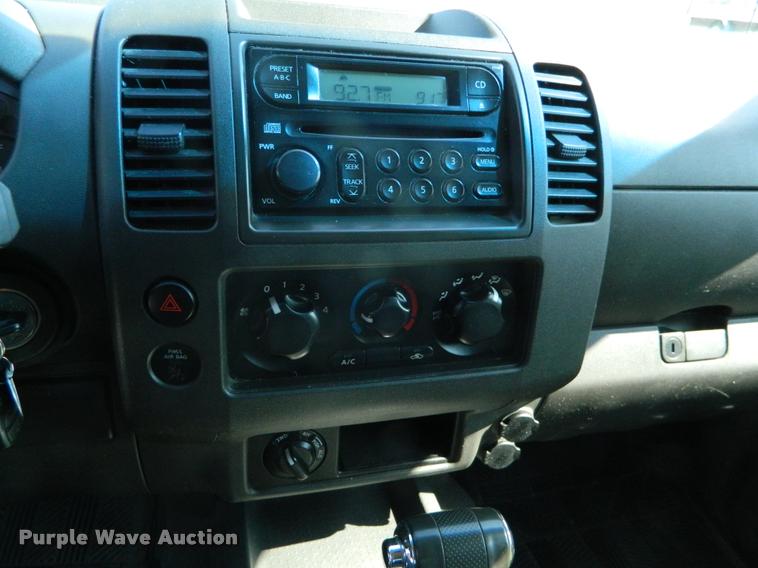 image for item BK9277 2007 Nissan Frontier King Cab pickup truck