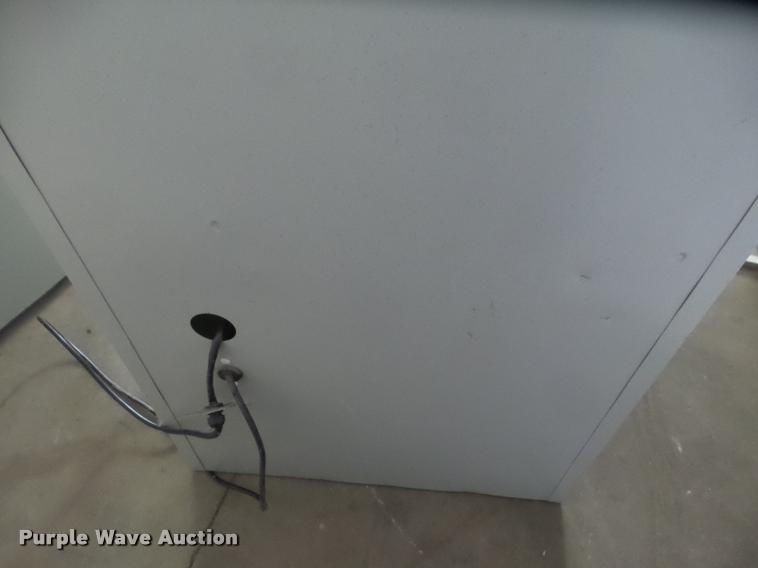 image for item BW9160 (2) vending machines