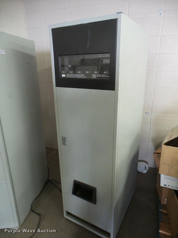 image for item BW9160 (2) vending machines