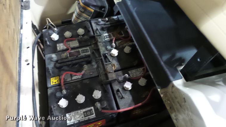 image for item BY9042 Ez-go golf cart