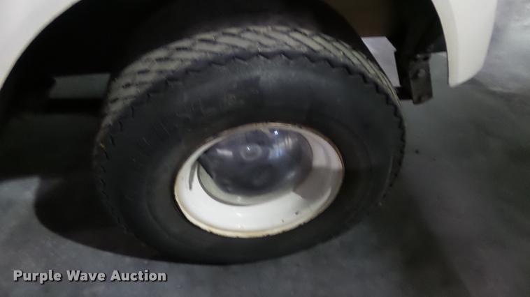 image for item BY9043 Ez-go golf cart