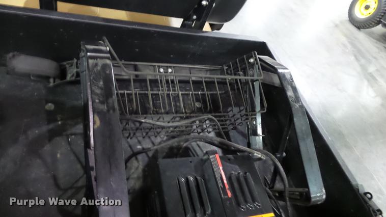 image for item BY9043 Ez-go golf cart