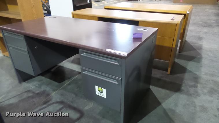 image for item BY9045 Office furniture