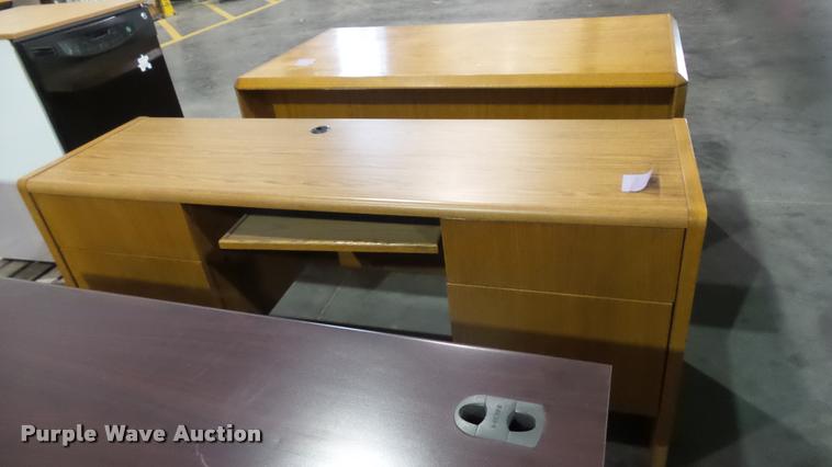 image for item BY9045 Office furniture