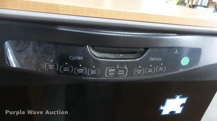 image for item BY9046 GE dishwasher