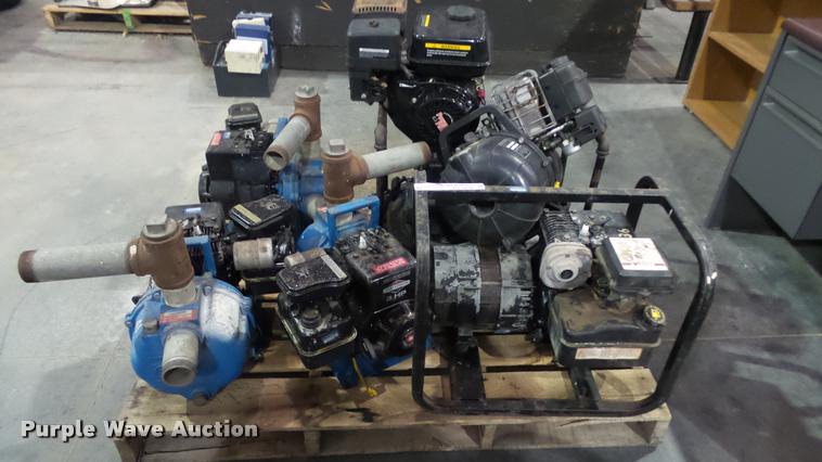 image for item BY9048 (6) water pumps