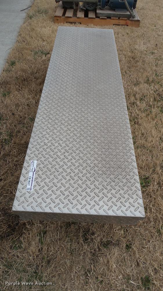 image for item CB9627 Steel toolbox