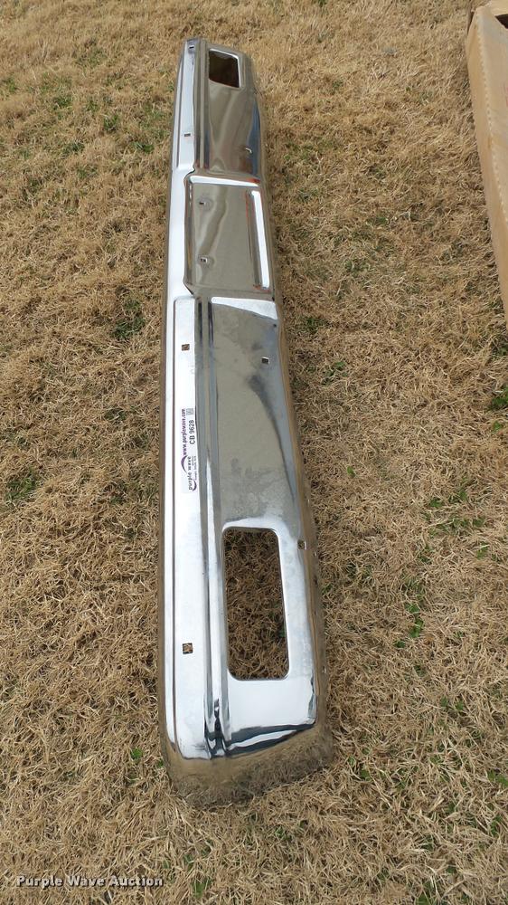 image for item CB9628 1981 to 1982 Chevrolet chrome bumper
