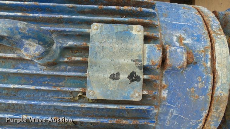 image for item CB9629 (4) pumps