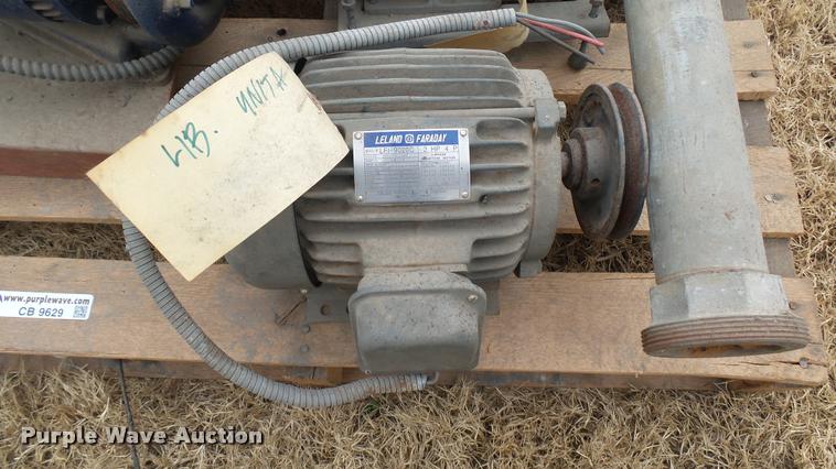 image for item CB9629 (4) pumps