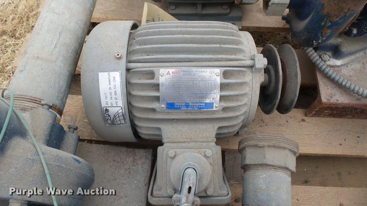 image for item CB9629 (4) pumps