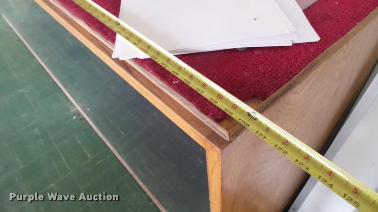 image for item CB9632 Wood display case