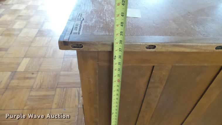 image for item CB9637 Wood desk