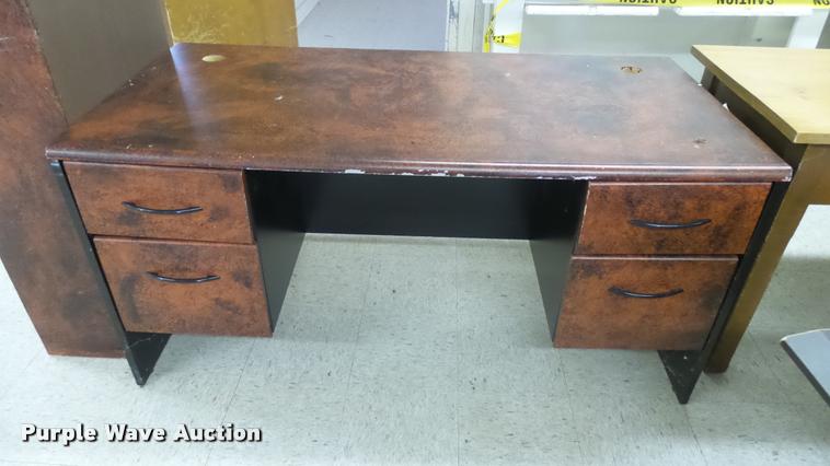 image for item CB9649 (5) wood tables