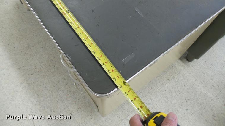 image for item CB9651 (5) metal desks