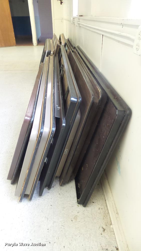 image for item CB9652 (8) folding tables