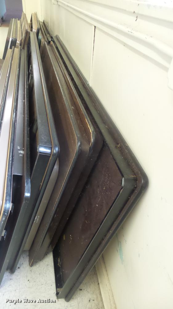 image for item CB9652 (8) folding tables