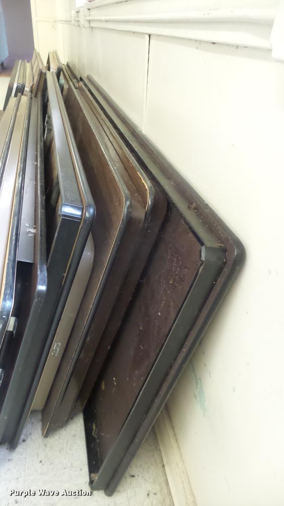 image for item CB9652 (8) folding tables