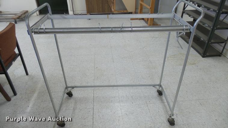 image for item CB9660 Metal shelves