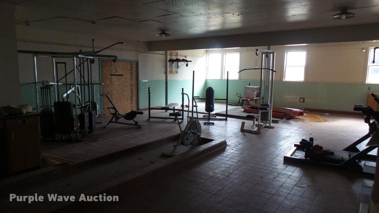 image for item CB9669 Gym equipment