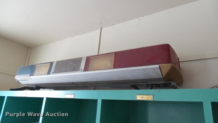 image for item CB9670 (2) light bars