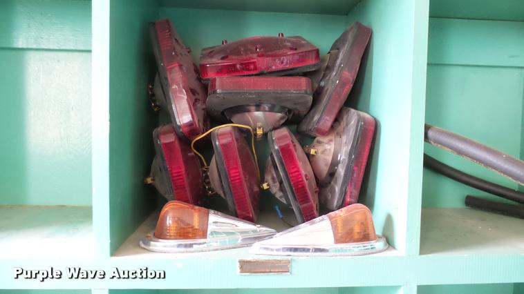 image for item CB9670 (2) light bars