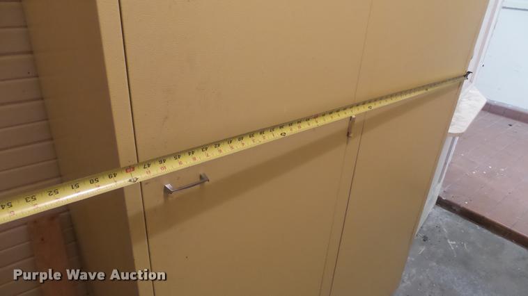 image for item CB9675 (2) cabinets