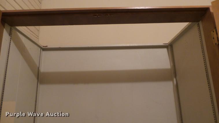 image for item CB9675 (2) cabinets