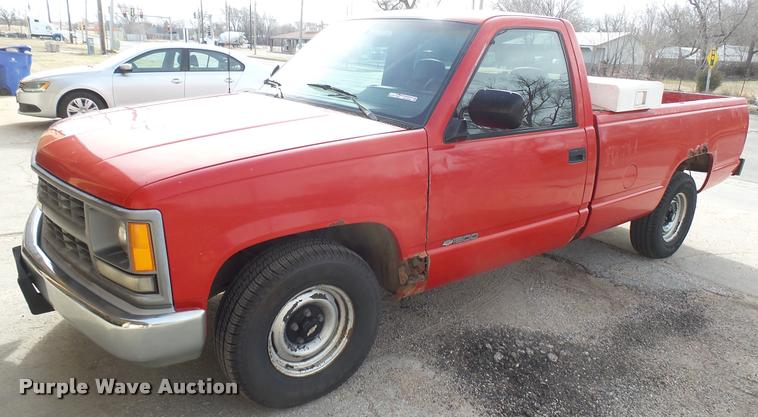 image for item CB9680 1994 Chevrolet 1500 pickup truck