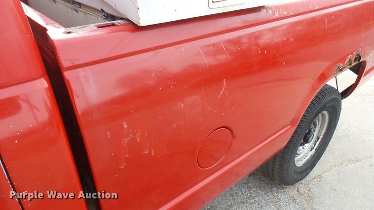 image for item CB9680 1994 Chevrolet 1500 pickup truck