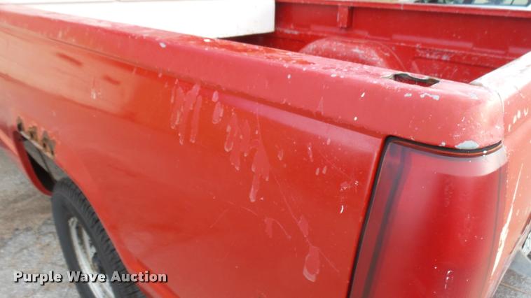 image for item CB9680 1994 Chevrolet 1500 pickup truck