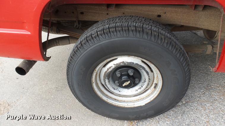 image for item CB9680 1994 Chevrolet 1500 pickup truck