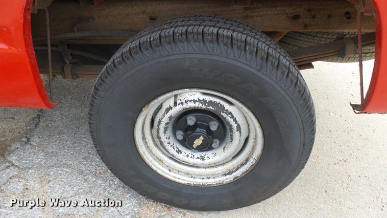 image for item CB9680 1994 Chevrolet 1500 pickup truck