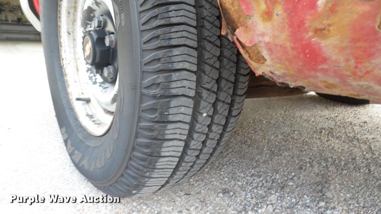 image for item CB9680 1994 Chevrolet 1500 pickup truck